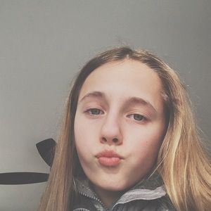 Meet your Posher, Carly